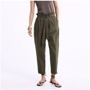 H&M 4 dark khaki green paperbag belted crop pants casual relaxed